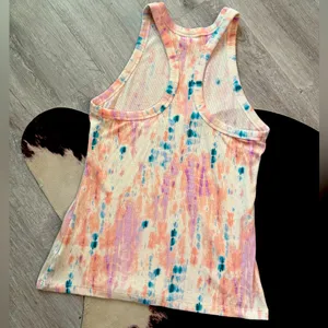🩵Old Navy Tye-Die Racerback Tank Top•Size:Small🩵 thumbnail 3