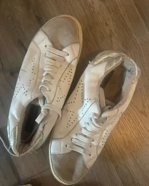 Steve Madden sneakers thumbnail 1