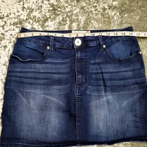 G by Guess Blue Distressed Denim Mini‎ Skirt Size: L thumbnail 3
