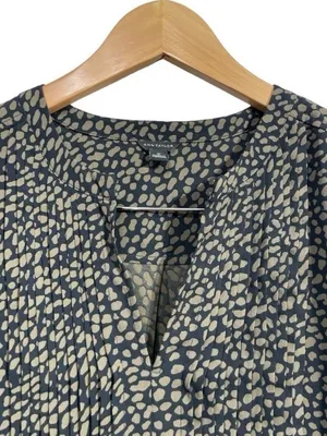 Ann Taylor Green & Black Printed Long Sleeve Blouse Size S Pleated Front thumbnail 8