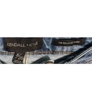 Kendall + Kylie The Relaxed Skinny Distressed Jeans thumbnail 4