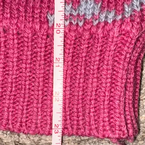 Vintage Woolrich Pink and Gray Floral Turtleneck Sweater thumbnail 9