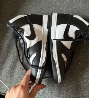 Nike Dunk High Top thumbnail 2