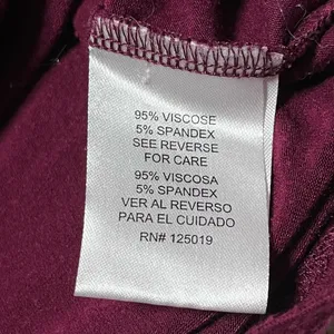 L Joseph A. Wine Red Burgundy Women’s Long Sleeve Comfy Winter Turtleneck Top Shirt thumbnail 9