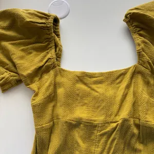 Free People Jumpsuit Womens Size 4 Mustard Yellow Puff Sleeve Wide Leg Textured‎ thumbnail 2