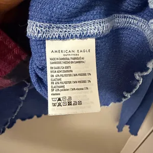 American Eagle Soft & Sexy ribbed long-sleeve v-neck top in blue XL thumbnail 5