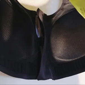Nike Dri-FIT zipped front stretch sports bra thumbnail 7