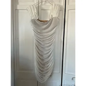 Elliatt BodyCon Ivory Ruched Draped Midi Dress size S thumbnail 6