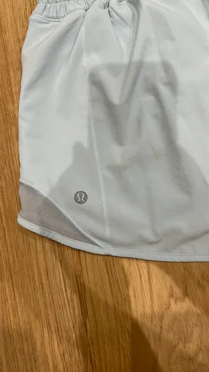 Lululemon Hotty Hot Shorts 2.5" thumbnail 3
