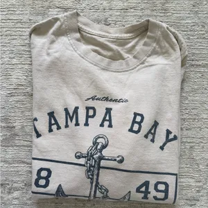 Target Beige Tampa Bay Graphic T-Shirt (Size Small) thumbnail 6