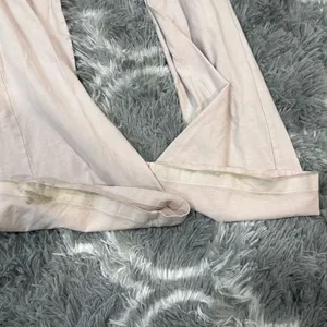 Aritzia tna baby pink flared high waisted leggings size Xs Has some staining a thumbnail 6