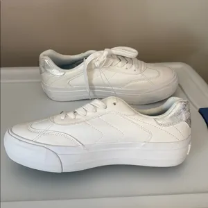 Blowfish‎ Malibu Platform Sneaker size 9 White thumbnail 8