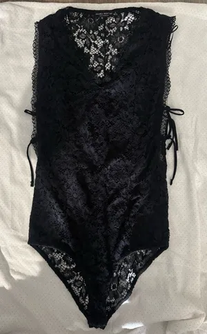 Bershka Black Lace V-Neck Side-Tie Bodysuit thumbnail 1