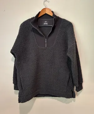Gray aerie size small oversized Sherpa thumbnail 1