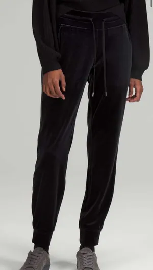 Lululemon Ready to Crush High-Rise Velour Jogger *Full Length black thumbnail 1