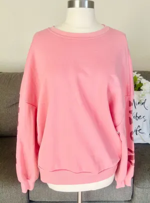 NYC Brooklyn Pink Graphic Sweatshirt Size undefined thumbnail 1