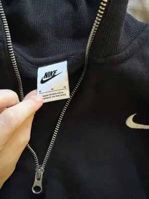 Nike pullover thumbnail 2