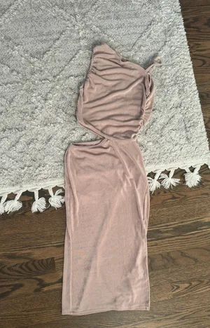 Asymmetrical side cut out light peach pink one shoulder midi dress small thumbnail 3