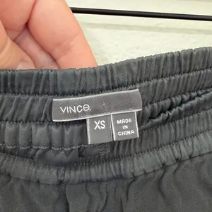 Vince Women’s Size XS Joggers Charcoal Gray Causal Utility Trousers Stretch thumbnail 3