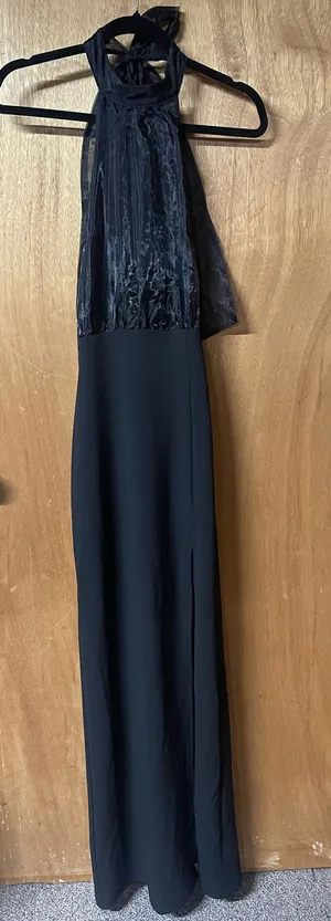 Black lulus dress thumbnail 1