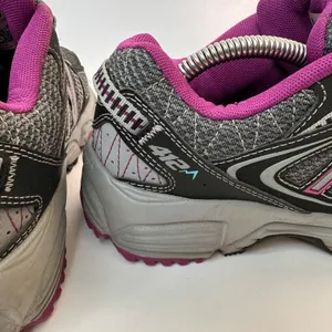 New Balance Womens size 8 412 Trail Running Shoes Sneakers Gray Purple thumbnail 9