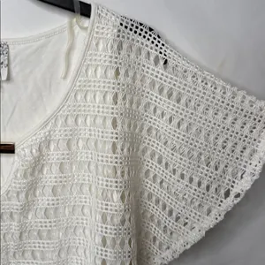 NAIF eyelet short wife butterfly sleeve top with longing sz L thumbnail 4