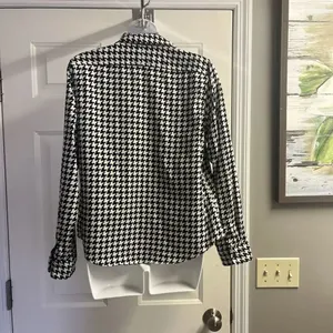 Lauren Ralph Lauren Size PM Houndstooth No Iron Button Down Ahirt Blouse Black W thumbnail 8