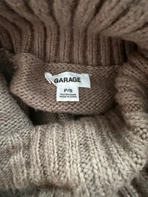Garage Turtleneck Sweater Cropped Brown thumbnail 2