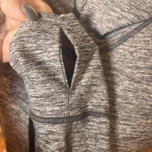 Athleta Gray Heather Full Zip Hooded Jacket Womens‎ Small Thumbholes Activewear thumbnail 5