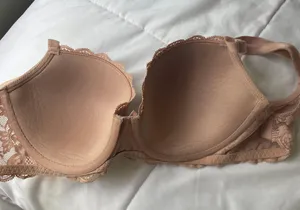 Victoria's Secret Bra thumbnail 2