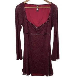 Motel Size XL Burgundy Velvet Mini‎ Dress Sweetheart Neckline Bell Sleeve thumbnail 2
