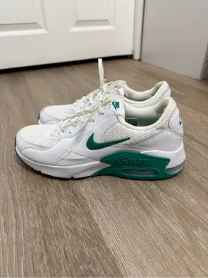 Nike White and Green Air Max Running Shoes thumbnail 3