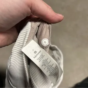 Lululemon Energy Sports Bra Long Line Texture Ribbed Padded White Size 6 thumbnail 6