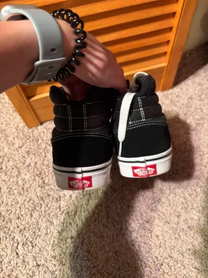 High Tops thumbnail 3