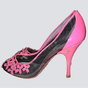 Stuart Couture gorgeous unique pink patten leather heels with black mesh… thumbnail 4