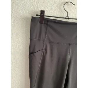 Old Navy Active Elevate Leggings Large Tall Good Black High Waisted Pockets thumbnail 6