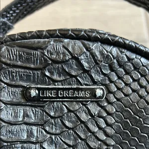 Chic Black Crossbody Bag thumbnail 2