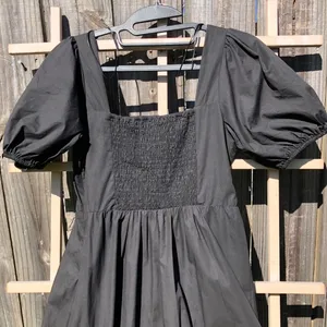the Label Poplin Puff Sleeve Tiered Midi Dress Black - Size Small thumbnail 16