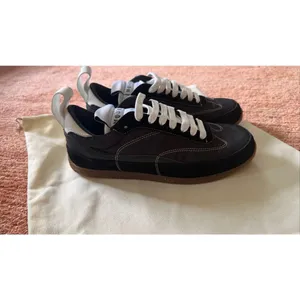 Black Low Top Sneakers Contrast Stitch Gum Sole EU 37 thumbnail 4