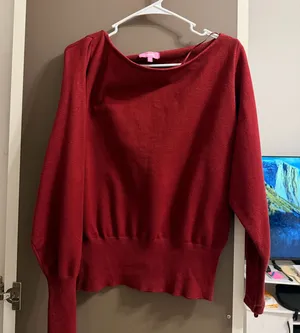 Edikted Sweater Off-The-Shoulder thumbnail 1