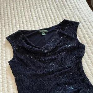 Lauren Ralph Lauren Blue Sequin Lace Ruched Sheath Cocktail Dress Sz 4 thumbnail 12