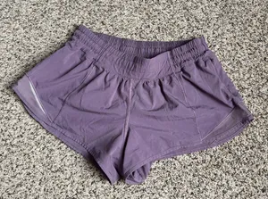 Lululemon Hotty Hot Short II *2.5" thumbnail 2