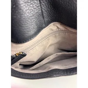 Vince Camuto Black Leather Crossbody Bag Flap Zipper Pocket‎ Adjustable Strap thumbnail 8