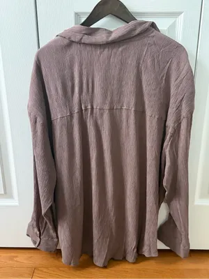 Abercrombie & Fitch Oversized Crinkle Gauze Rayon Button Down in Taupe thumbnail 3