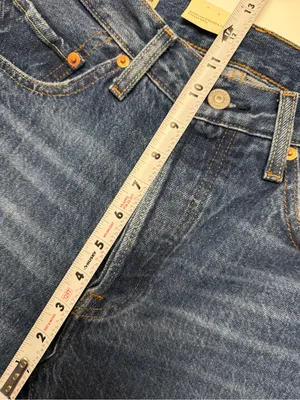 Levi's Women’s 501 Straight Leg Denim Jeans in Medium Blue Wash 26x32 NWT thumbnail 7