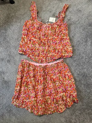 Free People Set thumbnail 1