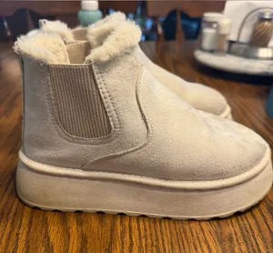 SheIn Platform Chelsea boots thumbnail 1