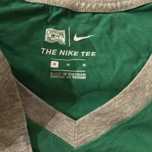 Nike New Oakland Athletics Cooperstown Collection Logo‎ Tri-Blend Mid V-Neck T-shirt thumbnail 4