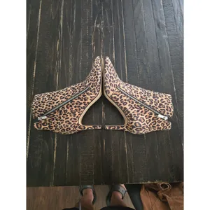 Nine West Leopard Women's Heeled Ankle Boots Women's Size 8.5 thumbnail 4