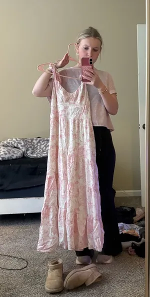 Francesca's Maxi Dress Floral Pink thumbnail 1
